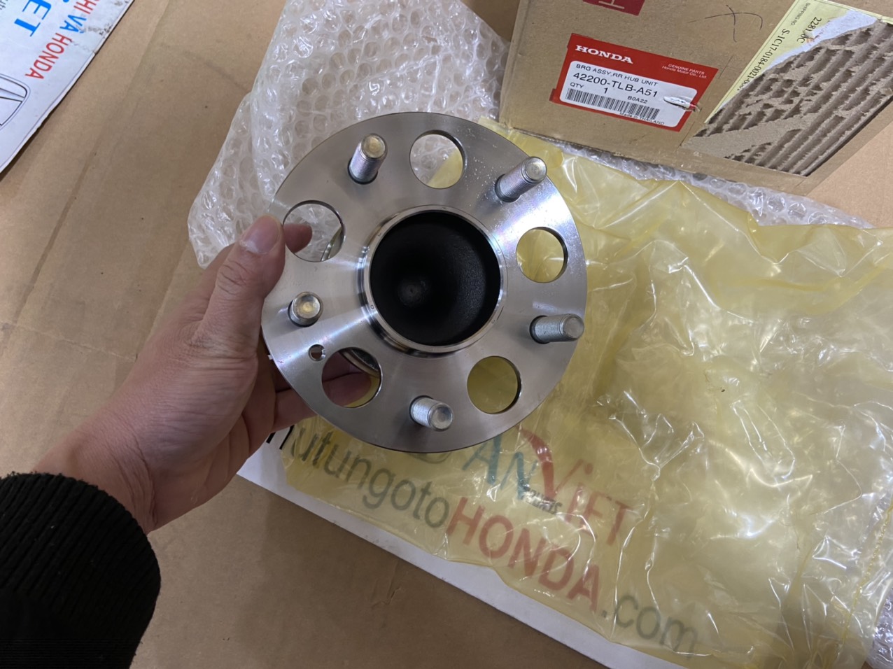 Cụm bi moay ơ sau xe Honda CRV 2018-2022